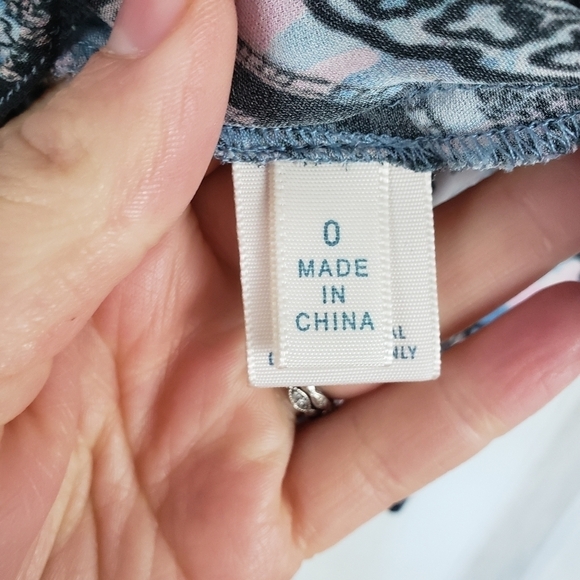 Rebecca‎ Minkoff 100% Silk Blouse Paisley Size 0 - Picture 9 of 11